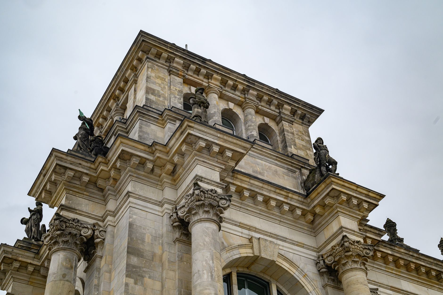 Jobs öffentlicher Dienst Wiesbaden 2026: Stellen & Gehalt